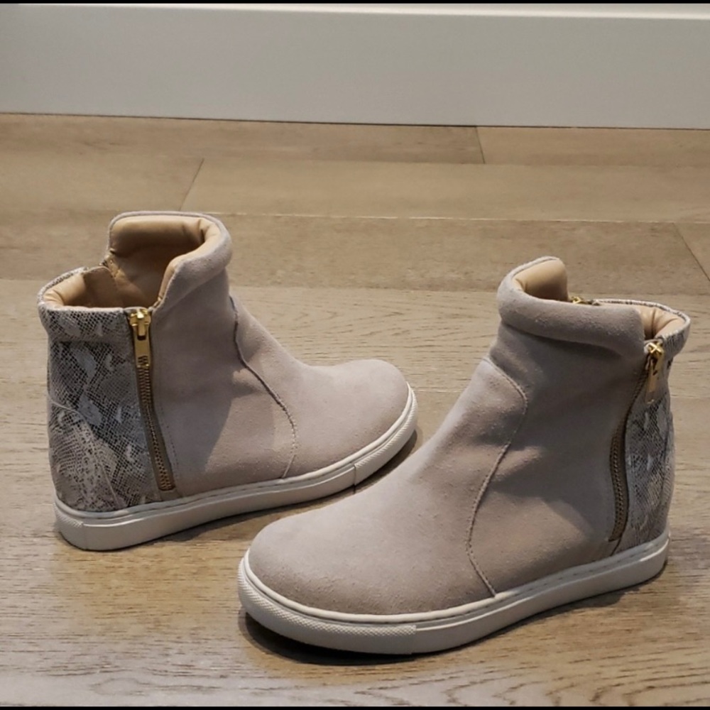 New shoes / boots